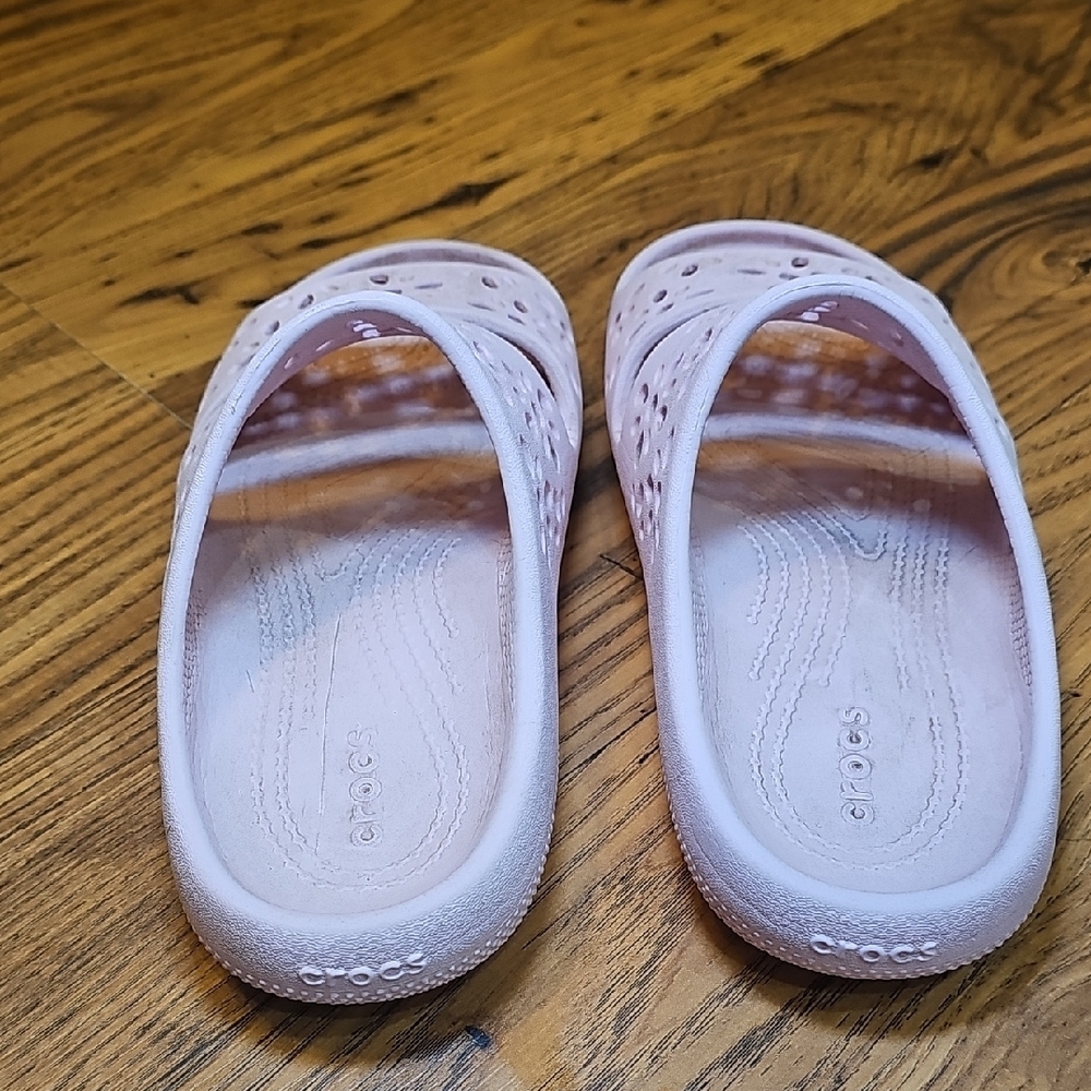 CROCS Women's Light Pastel Pink Floral Sandals Q18 - Picture 5 of 7